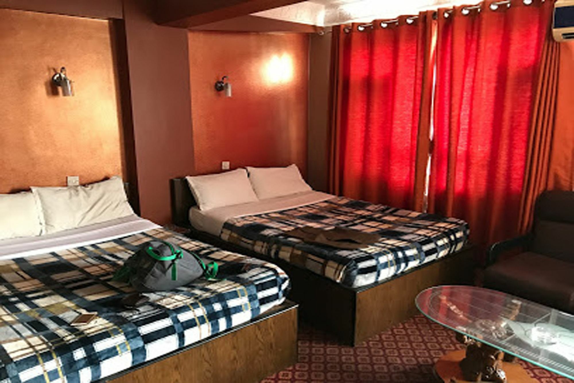 Tirupati Holiday Inn Kathmandu Exterior foto